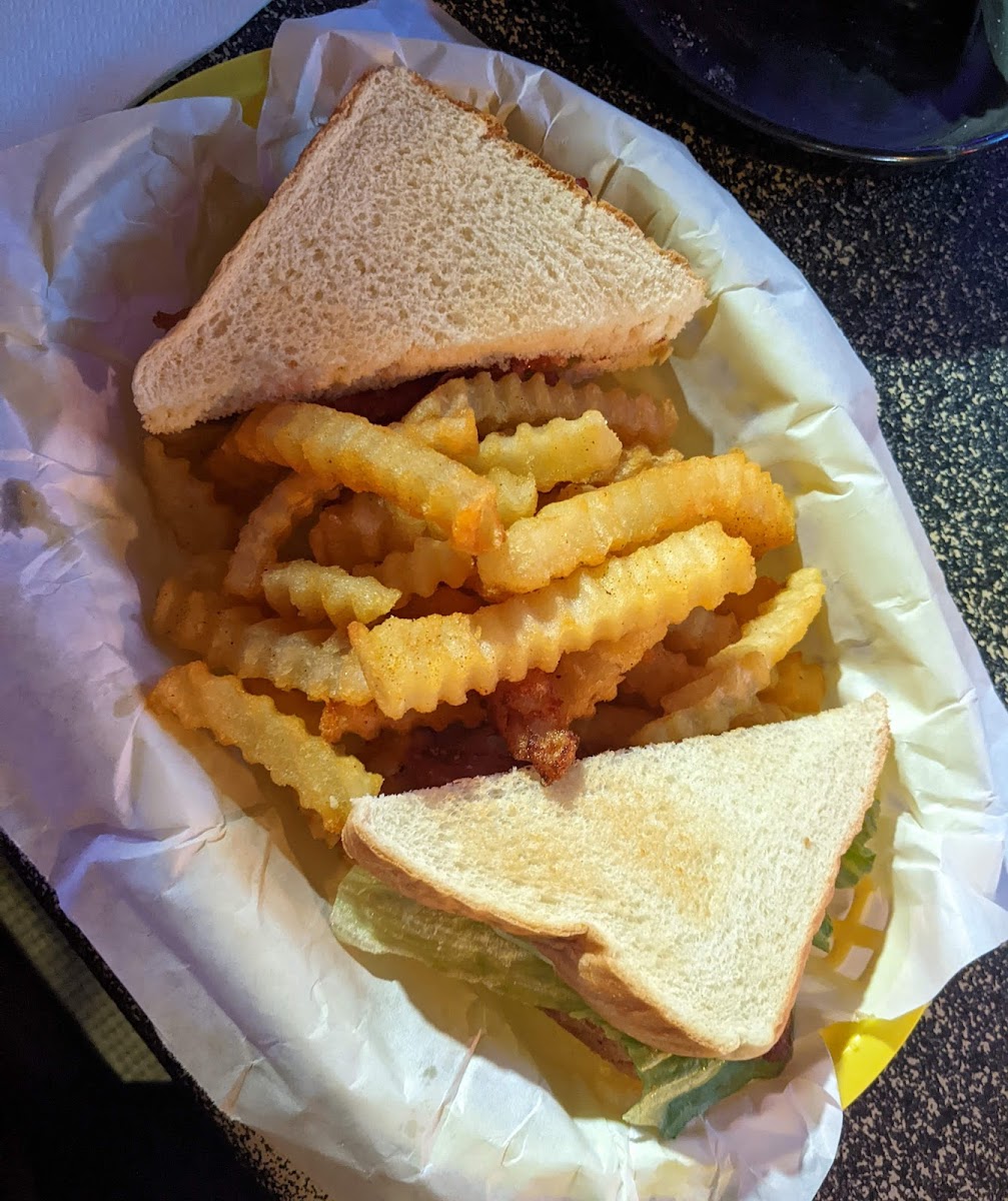 Pop's Bar & Grill