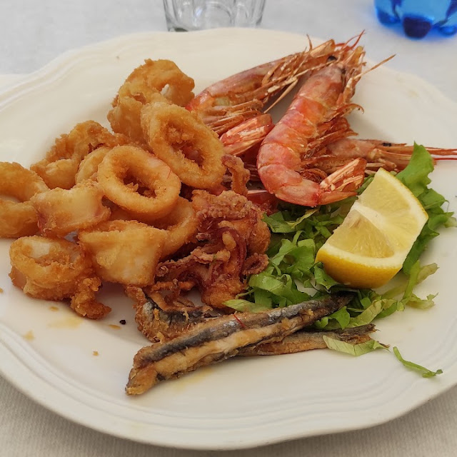Fritto Misto Di Frutti Di Mare