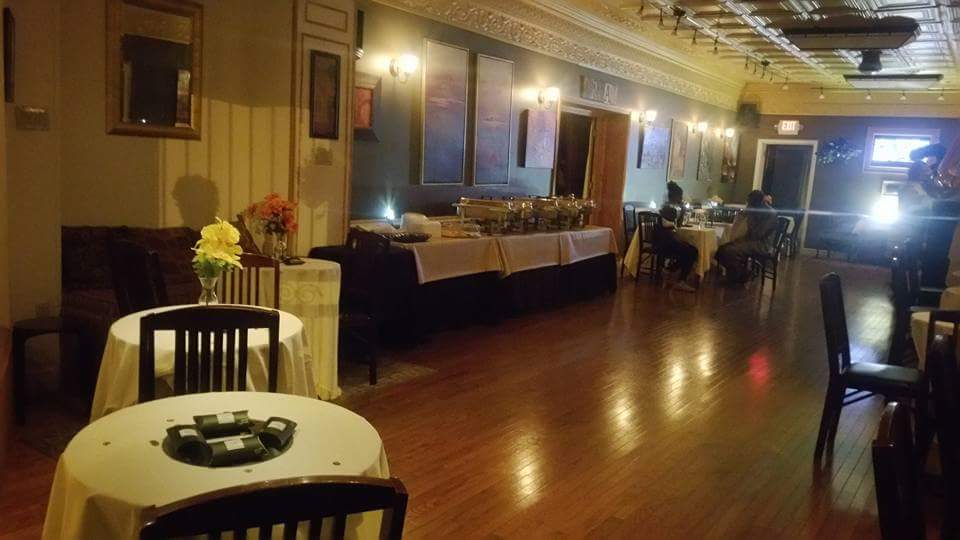 Intimate Romantic Vision Restuarant