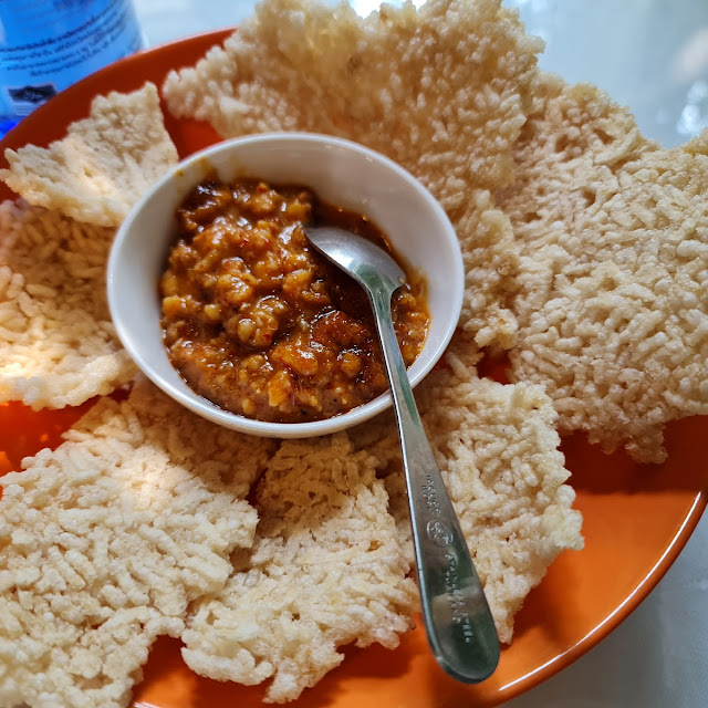 ข้าวตังหน้าตั้ง