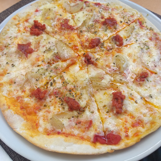 Pizza Menorquina