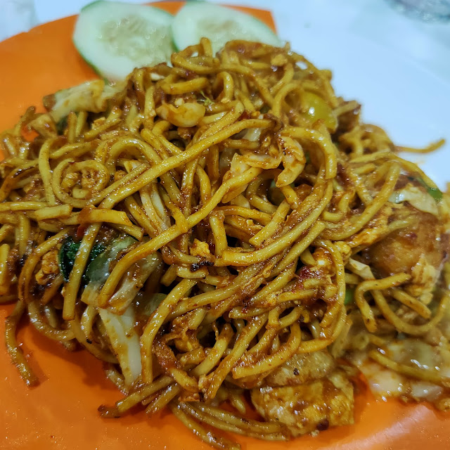 Mee Goreng Mamak Ayam