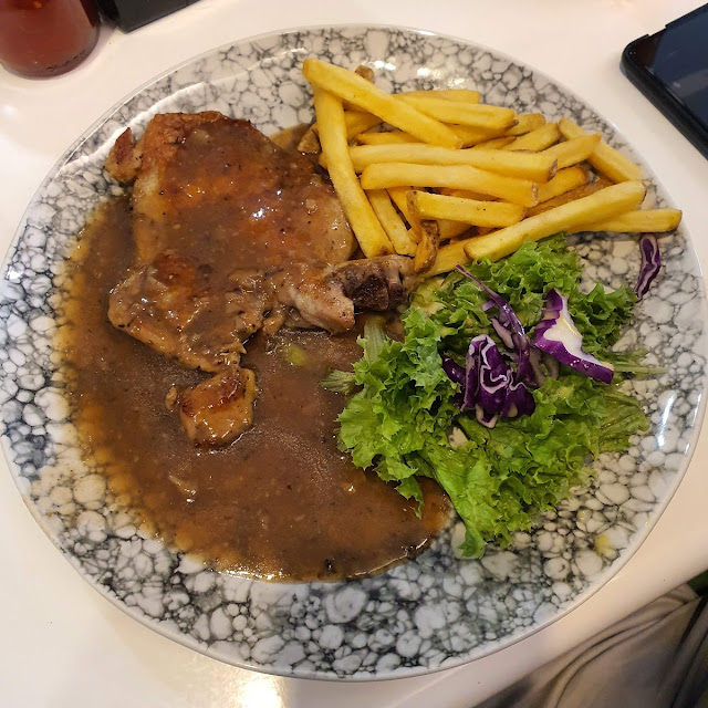 Grilled Chicken with Mushroom Sauce