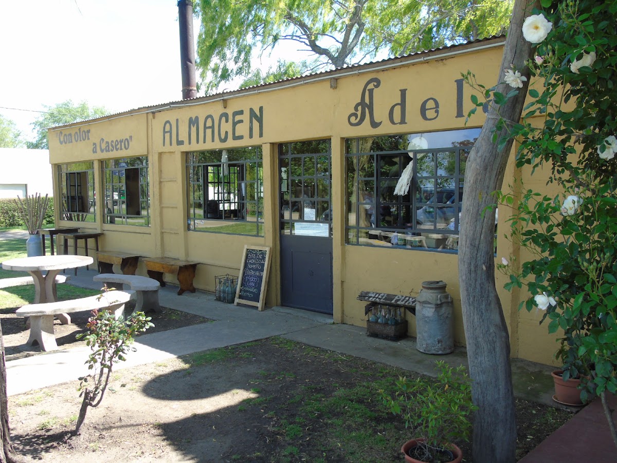 Almacén Adela