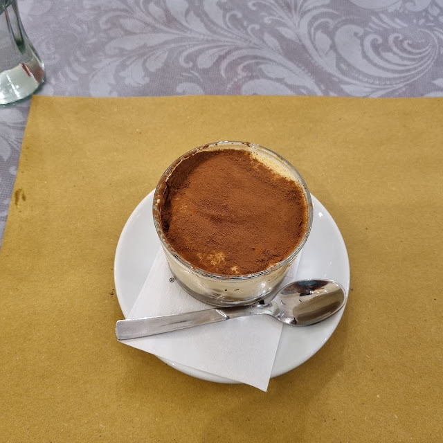 Tiramisu VE Pannacotta