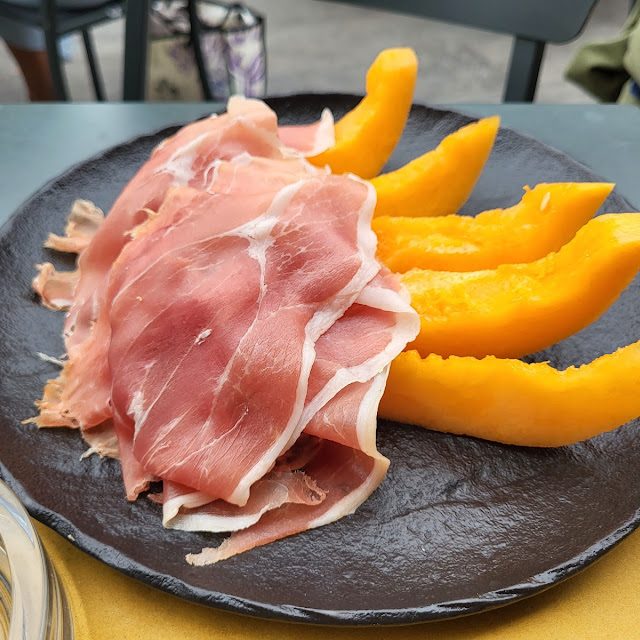 Prosciutto E Melone