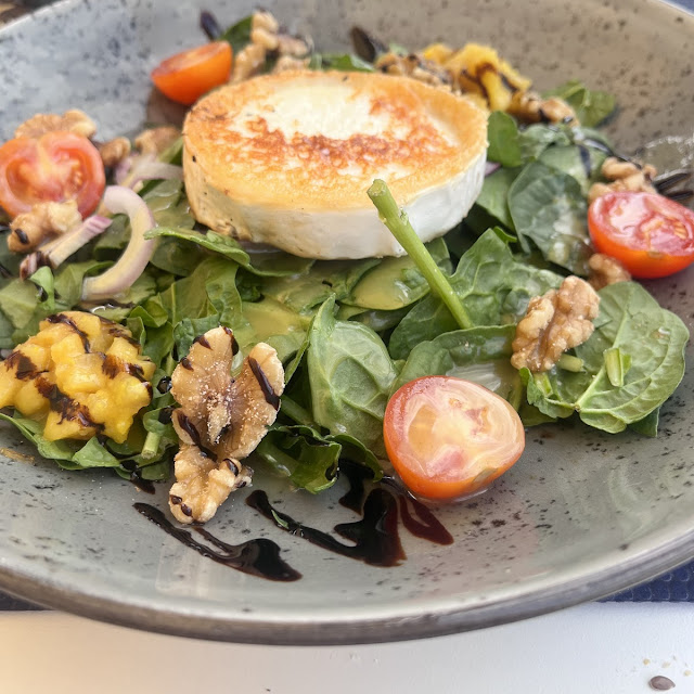 Salat Mit Ziegenkäse