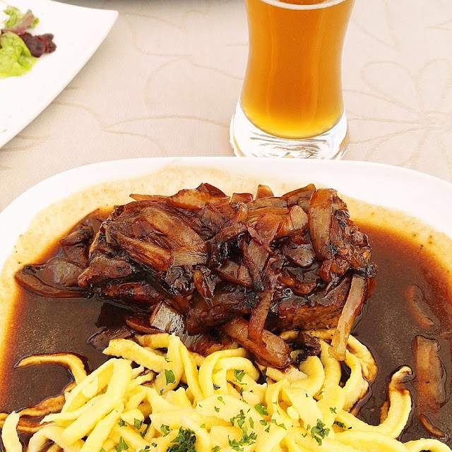 Zwiebelrostbraten