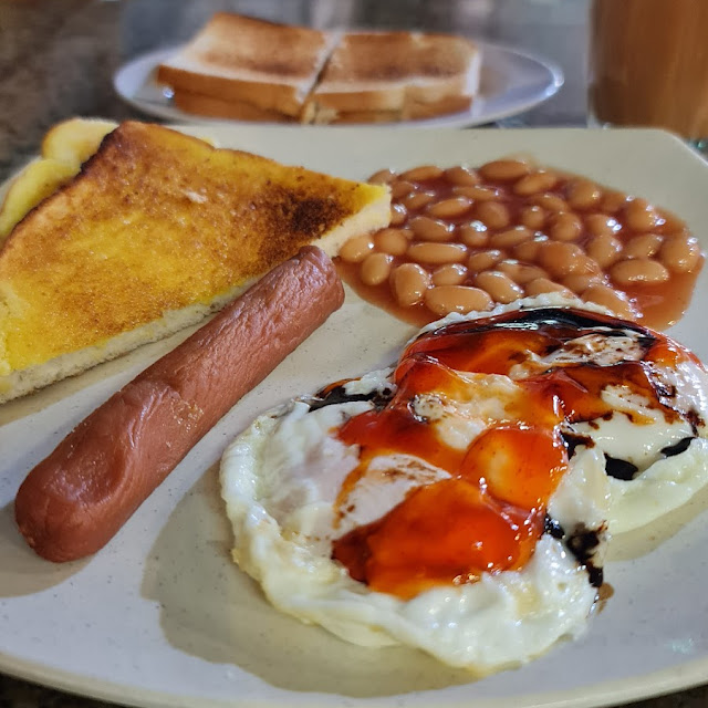 American Breakfast