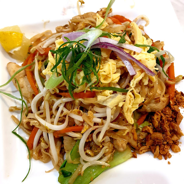 Chicken Pad Thai Noodles