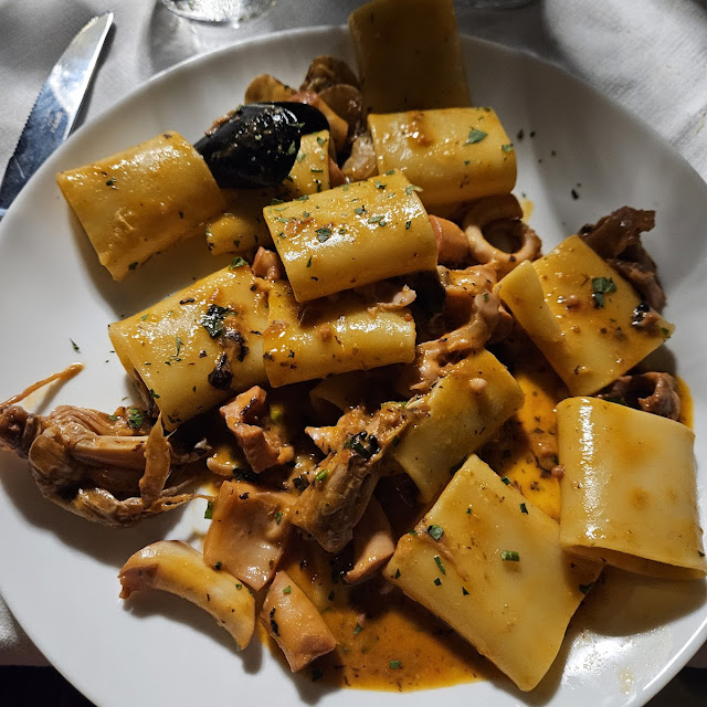 Paccheri Con Scampi E Avocado