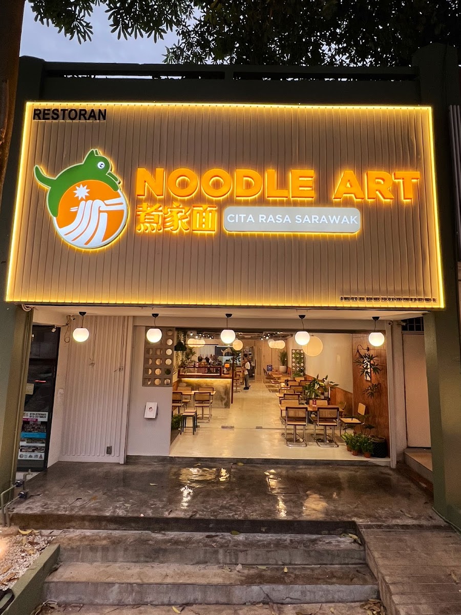 Noodle Art Menjalara