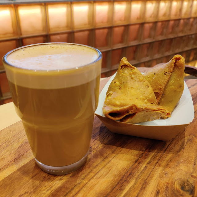 Ginger Tea & Samosa