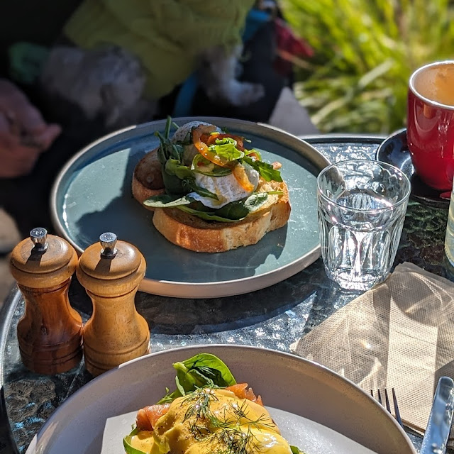 Eggs Benedict with Salmon