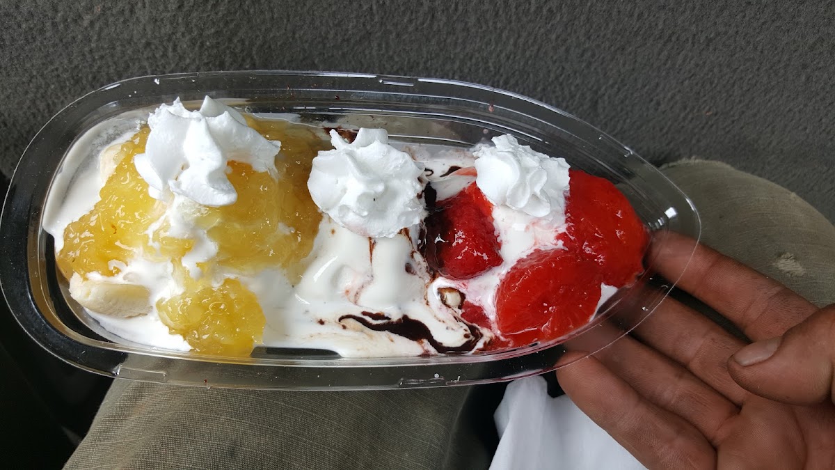 DJ's Tempting Treats & BBQ