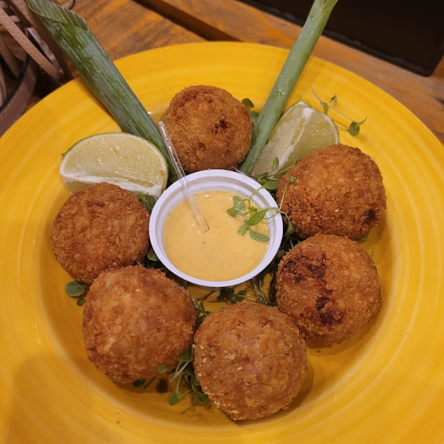 Bolinho de Linguica Blumenau Delicia