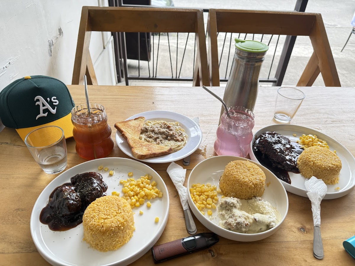 The Local Table Restaurant