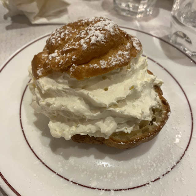 Chou Chantilly