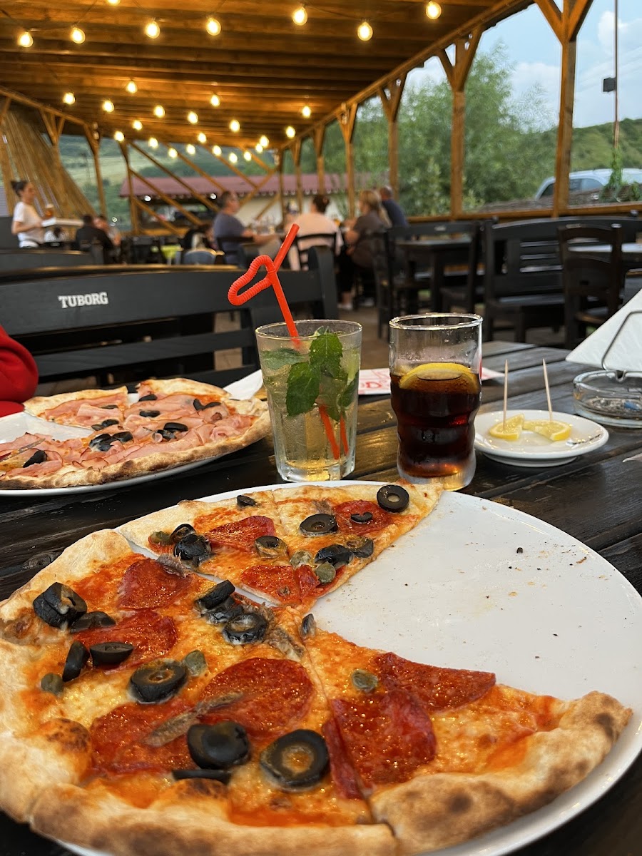 Pizzeria La Cabana