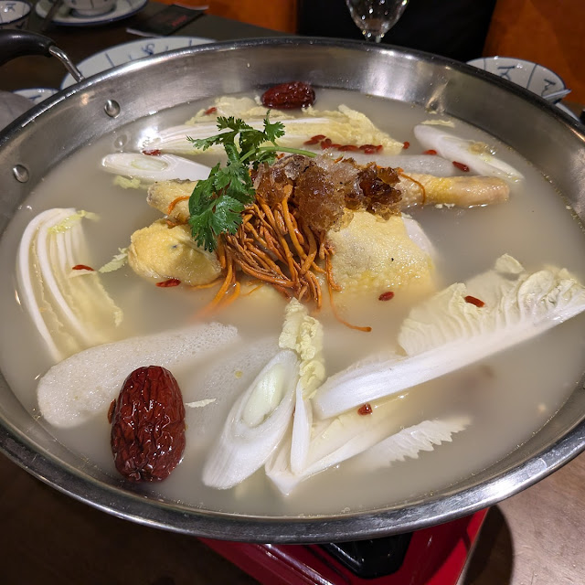 冬甫美人鍋 雞湯