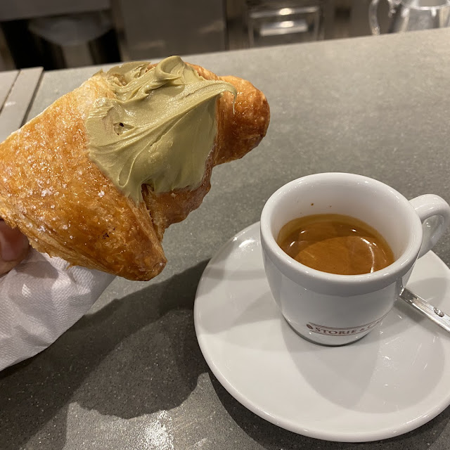 Cornet Con Pistachio Ai Expresso Cafe