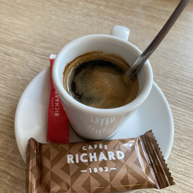 Un Café