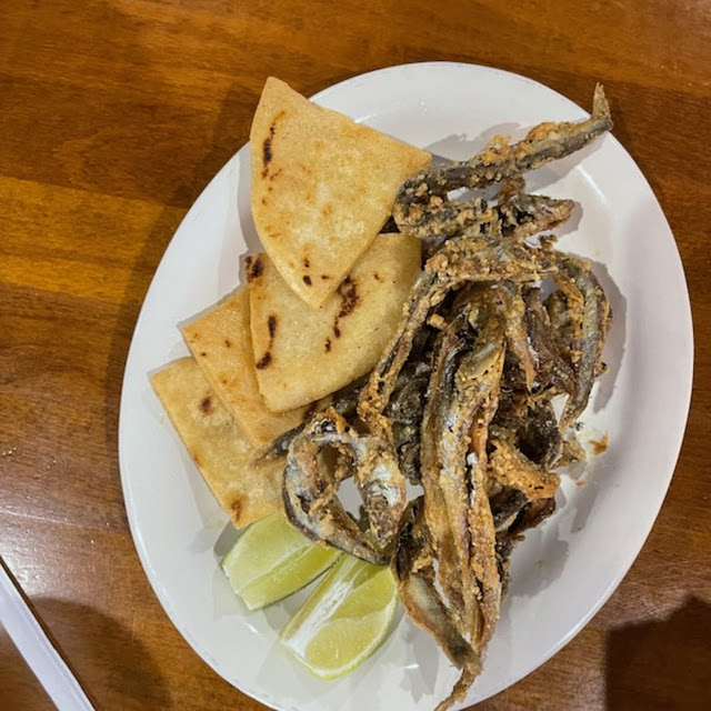 Sardinas Con Tortillas