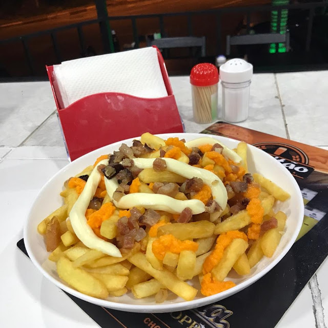 Porção de Batatas Com Bacon E Cheddar