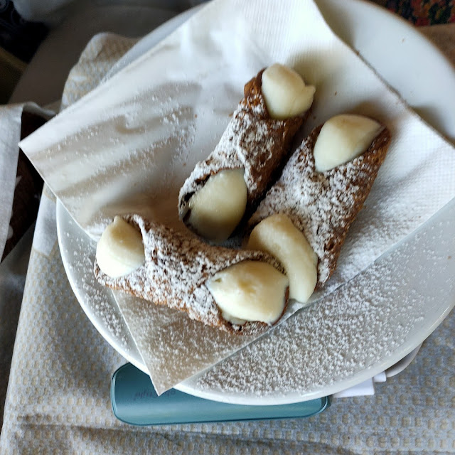 Cannoli