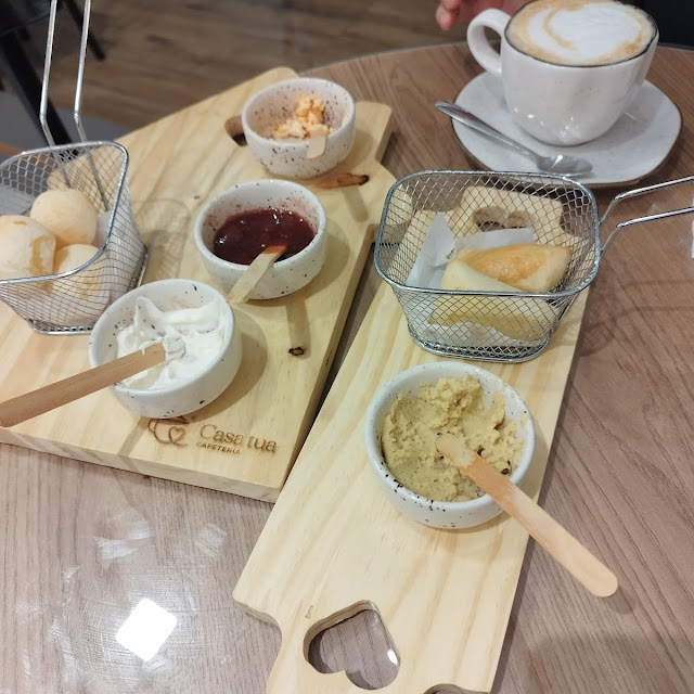 Pão de Queijo C Cremes