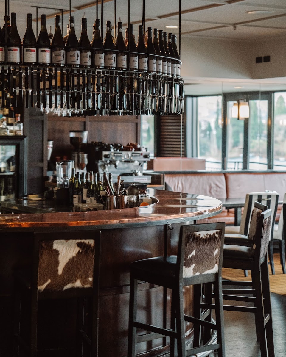 Lombardi Restaurant & Bar