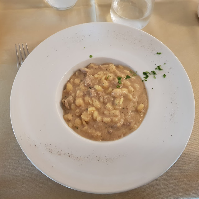 Gnocchi Con Crema Di Porcini E Purpuzza