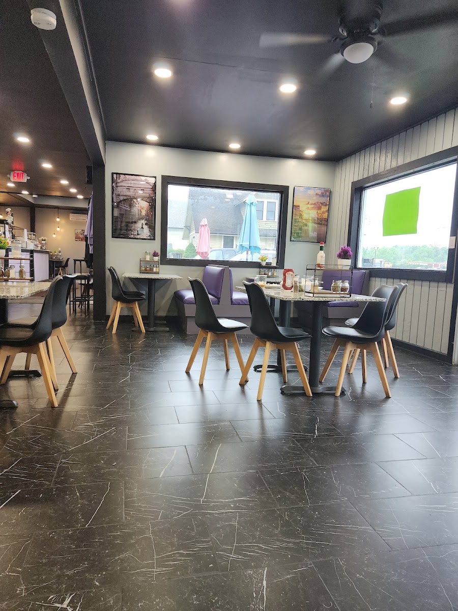 Stella's Pizzeria 3