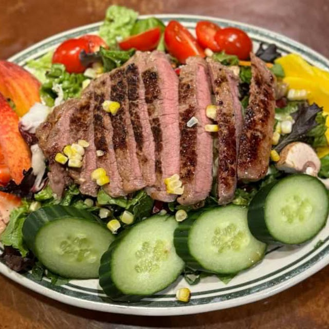 Summer Salad with Steak