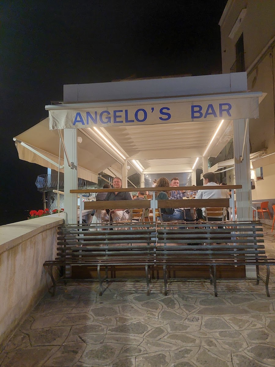 Angelo's Snack and Drink di Emiro Giuseppina