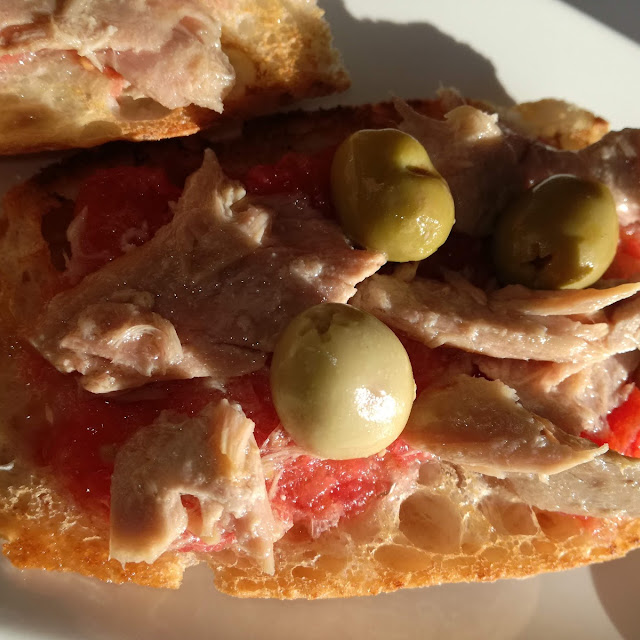 Montadito de Atun