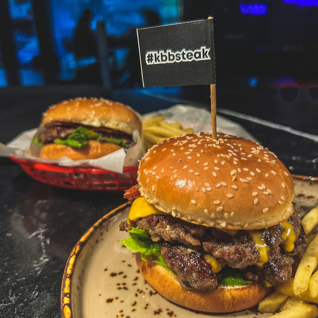 Triple Smashed Burger