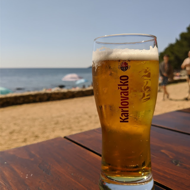 Birra Croata Leggera Molto Buona VA Che È Un Piacere