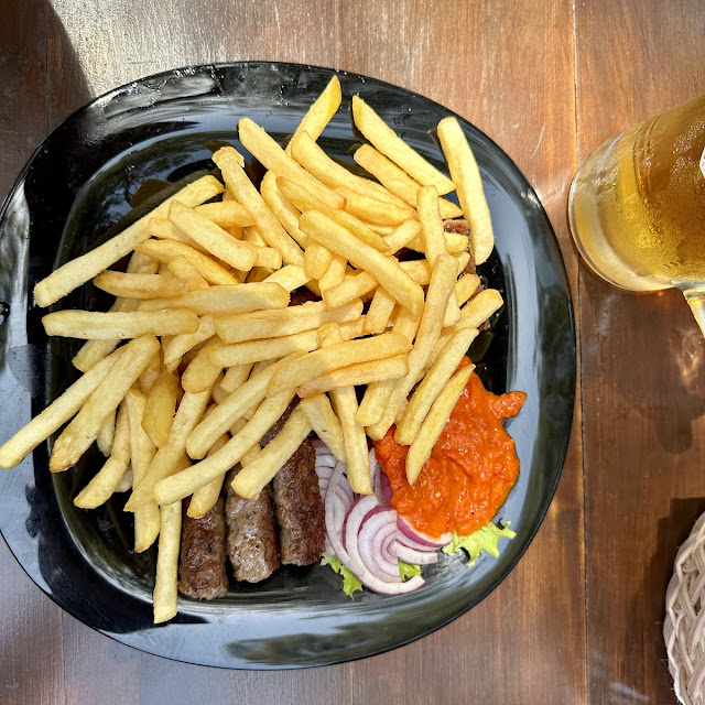Ćevapčići Pommes