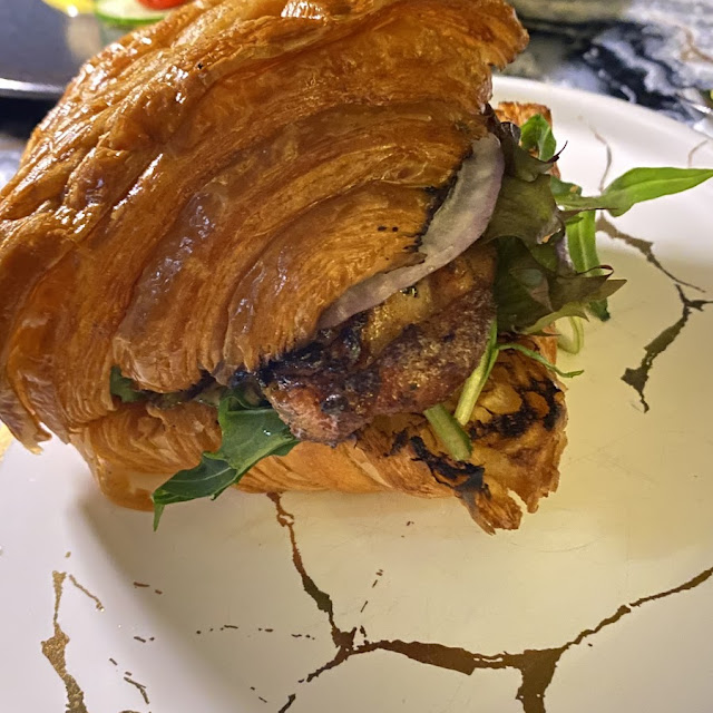 Chicken Croissant Burger