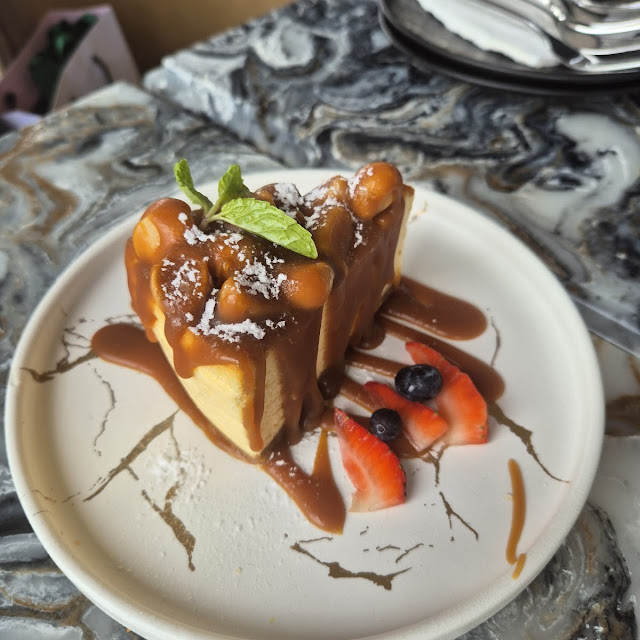 Macadamia Cheesecake