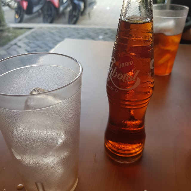 Es Teh Botol