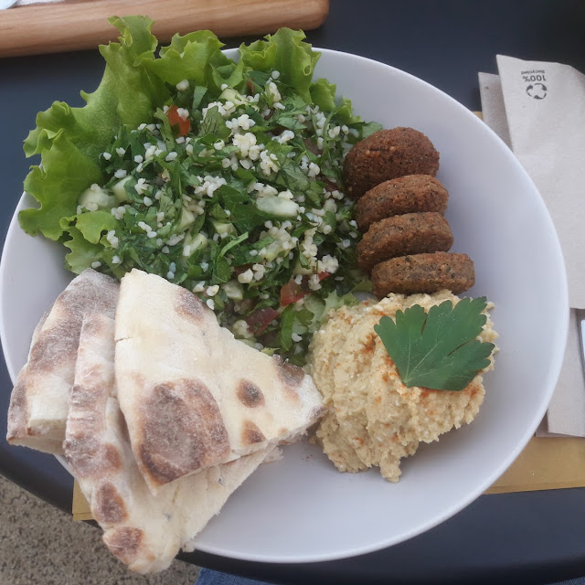 Falafel and Hummus
