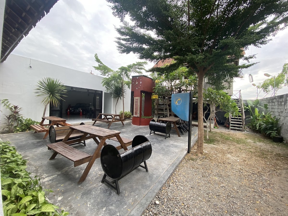 TIGA TUJU KOPI