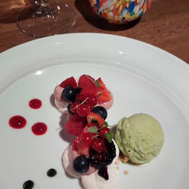 Pavlova Aux Fruits Rouges