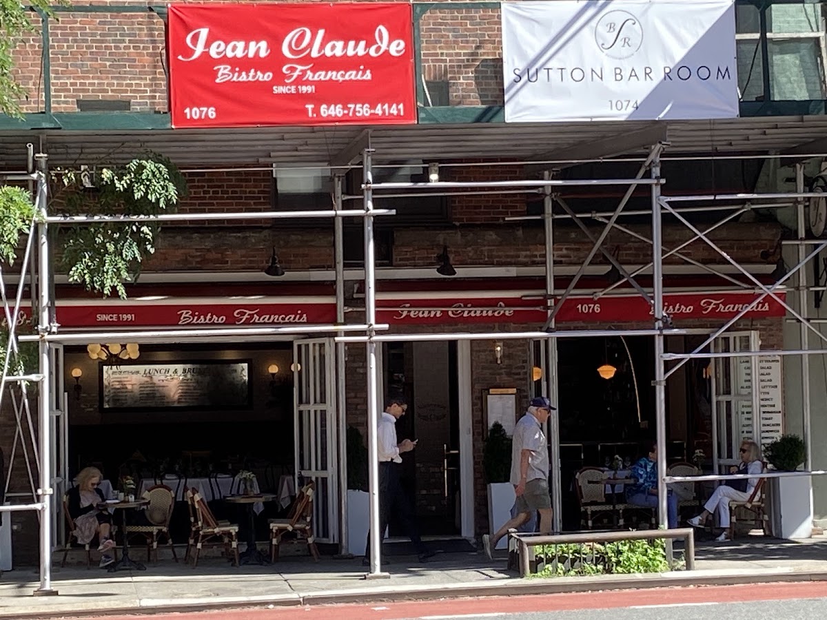 Jean Claude Bistro