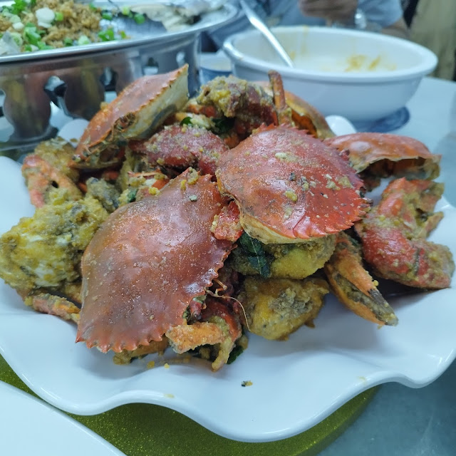 咸蛋螃蟹salted eggs crab