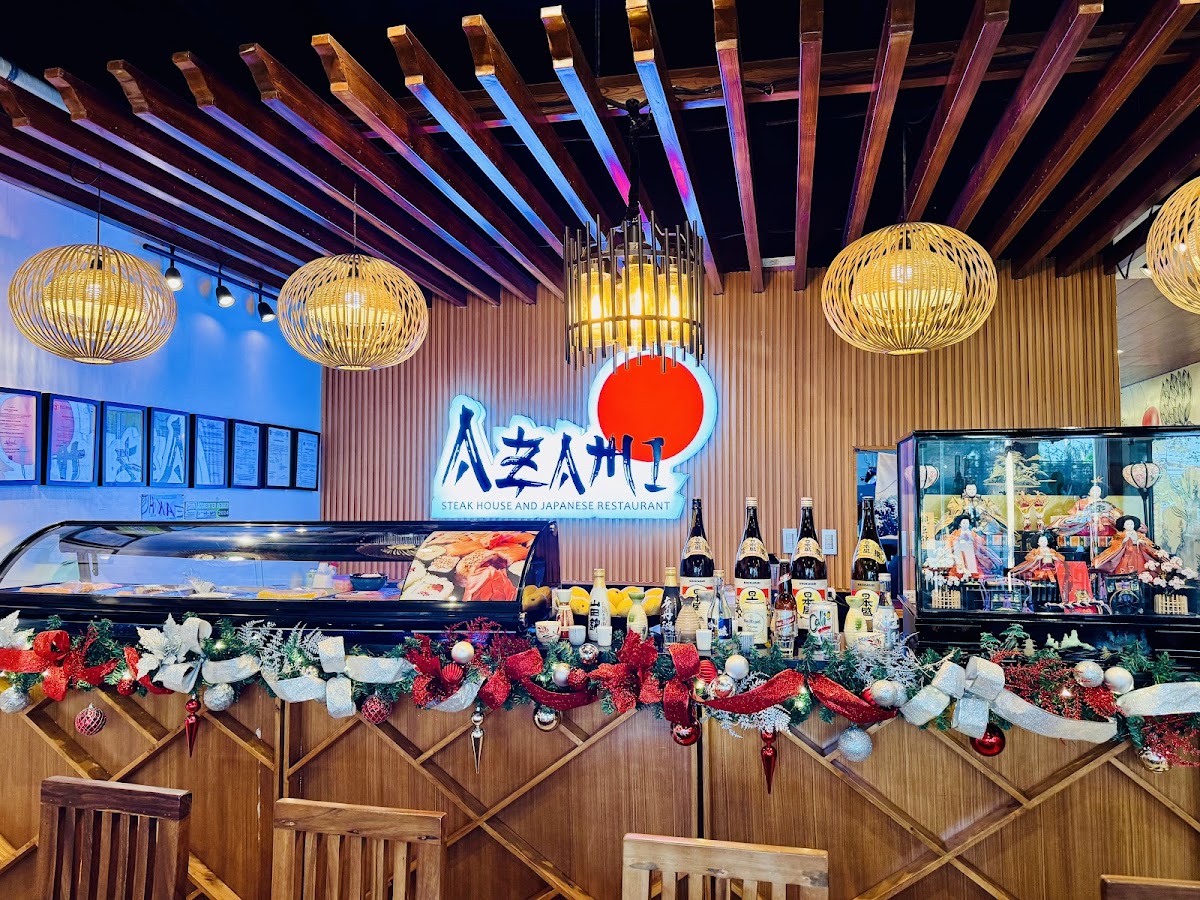 Azami Tagaytay