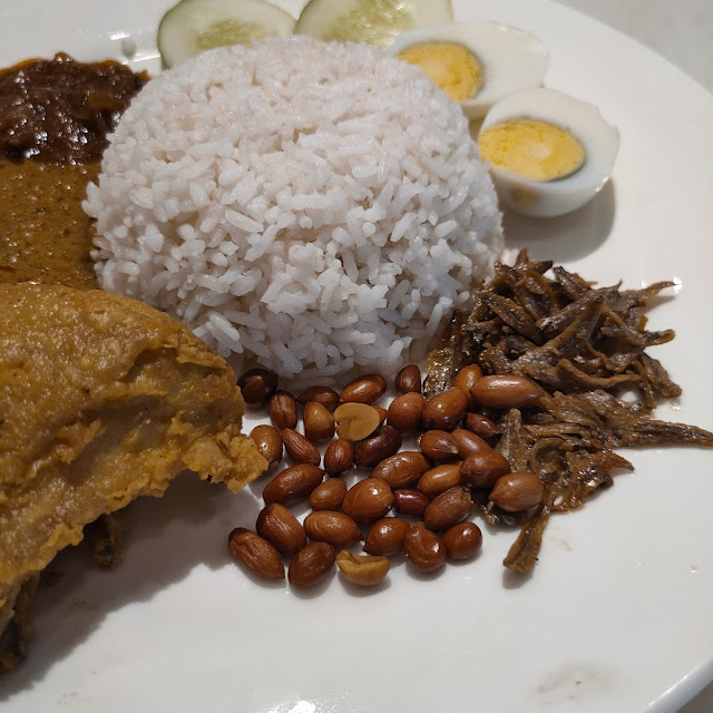 Nasi Lemak Special With Rendang Chicken