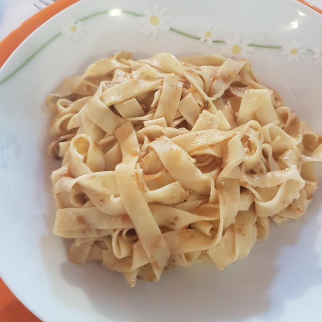 Tagliatelle Al Burro E Tartufo Bianco